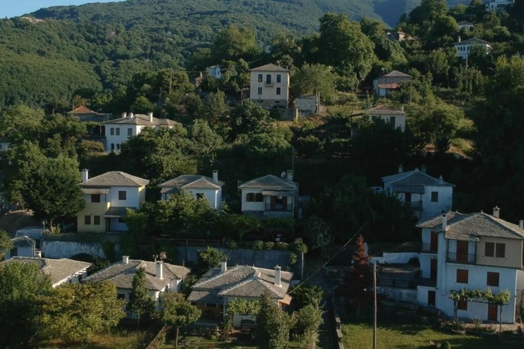 Deja Blue Villa Mourésion Buitenkant foto