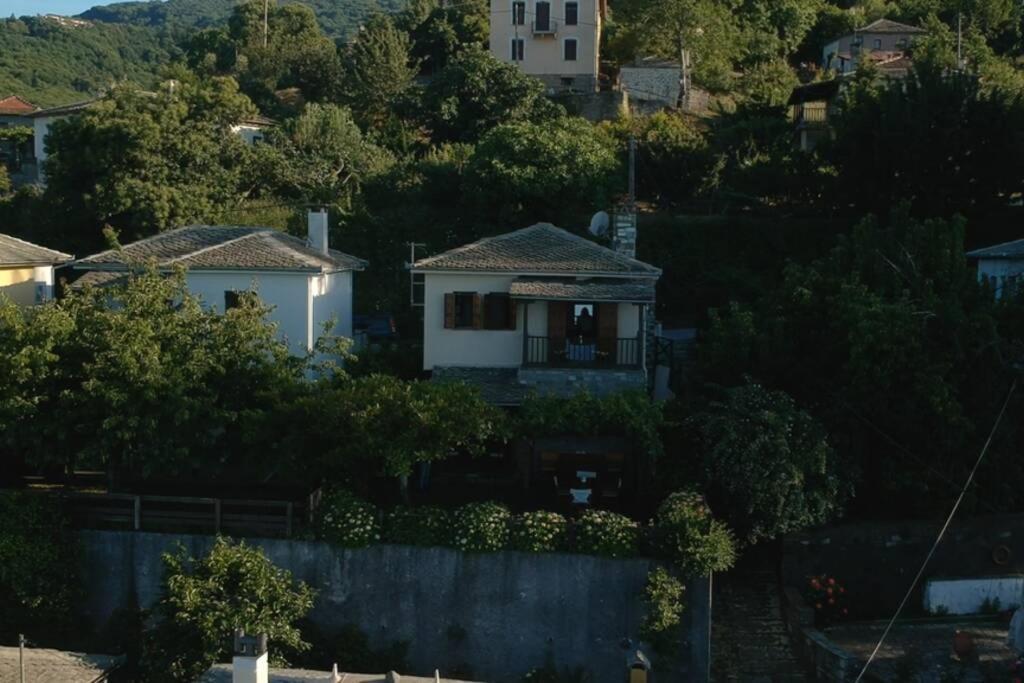 Deja Blue Villa Mourésion Buitenkant foto
